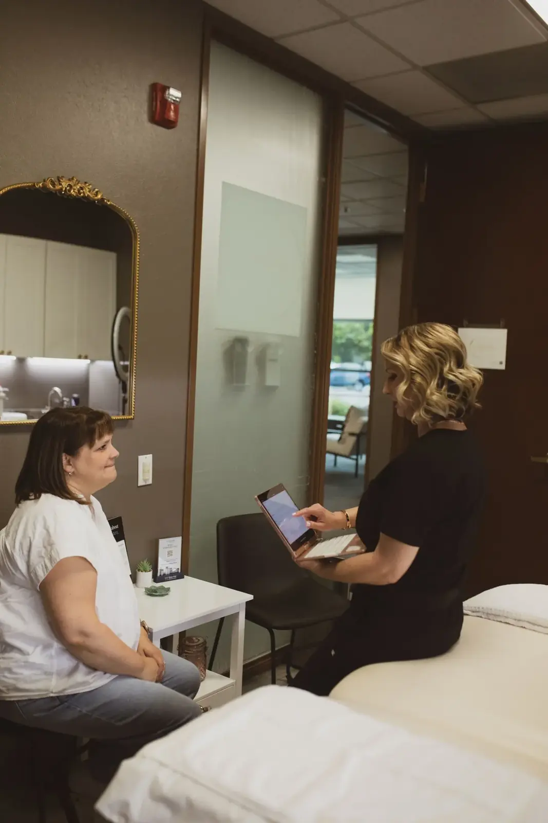 One-on-one skin consultation with a master esthetician at Dermáge Aesthetics in Vancouver, WA